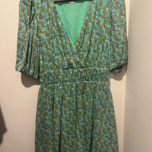On 34 Green Flower Dress Size S - Picture 2 of 4